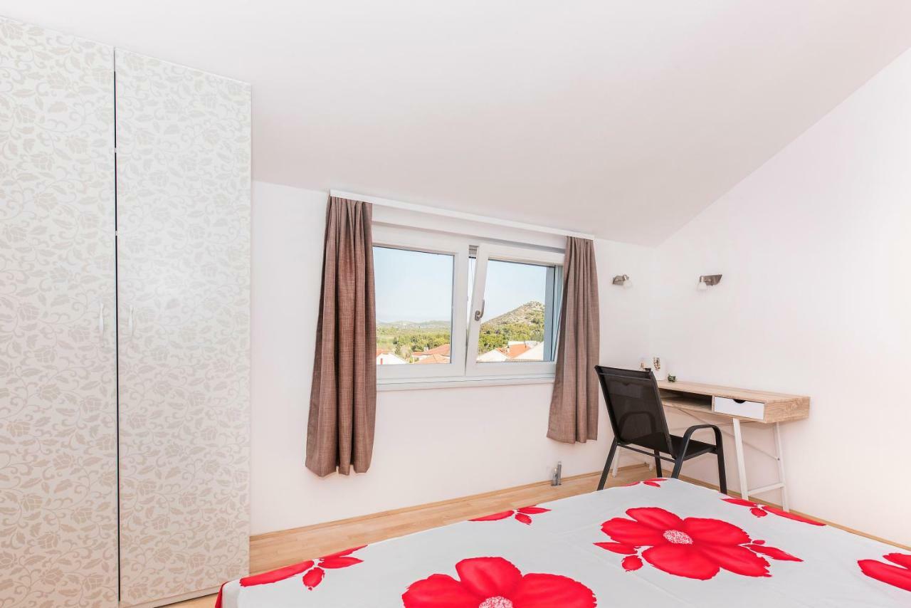Apartman Kurika Šibenik Exterior foto